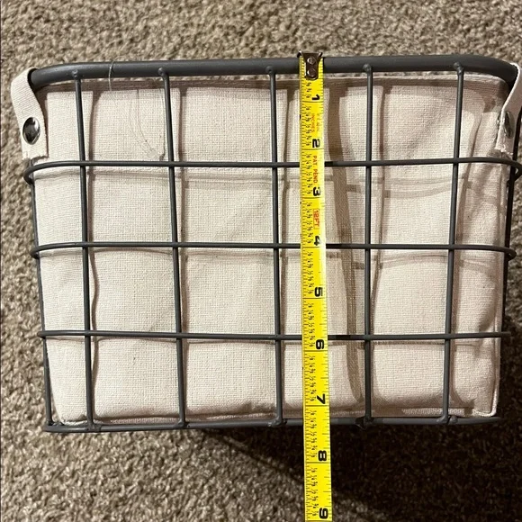 Wire Storage Basket with Liner - Picture 8 of 8